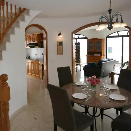 Casa Ronda Charco del Palo