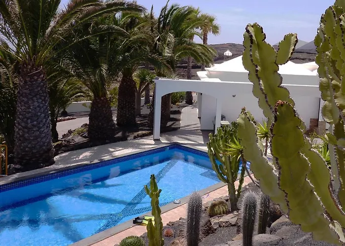 Casa Ronda * Charco del Palo